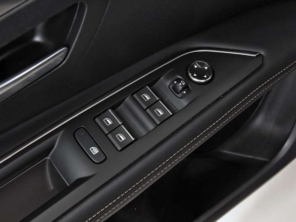 Peugeot 3008 1.2 PureTech 96KW S&S GT EAT8 13