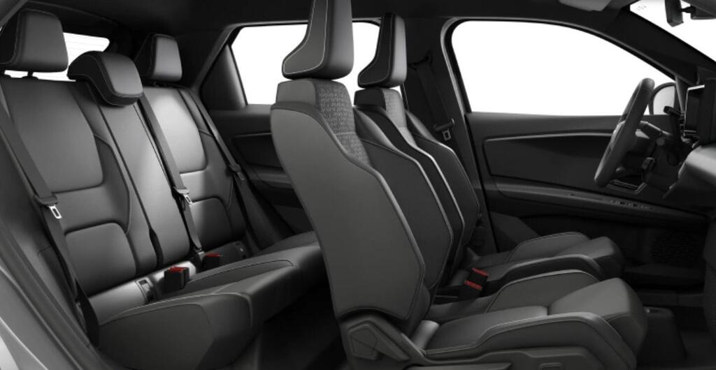 Nissan Micra Standard Range 4x2 Acenta 5