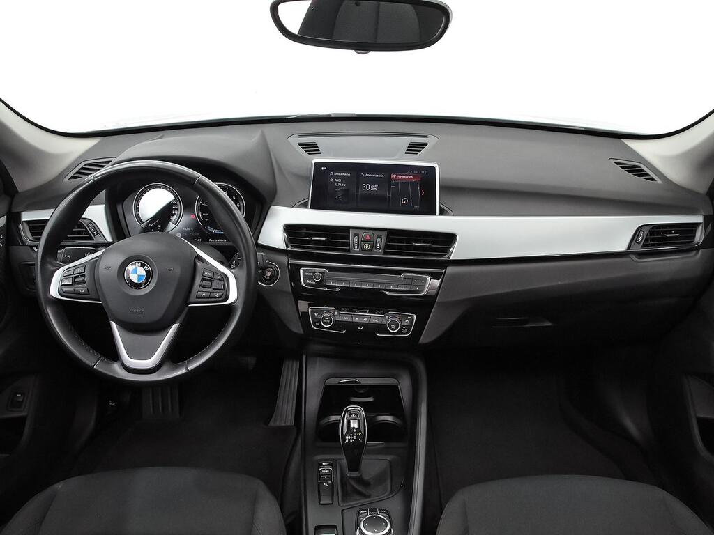 BMW X1 sDrive18i 6