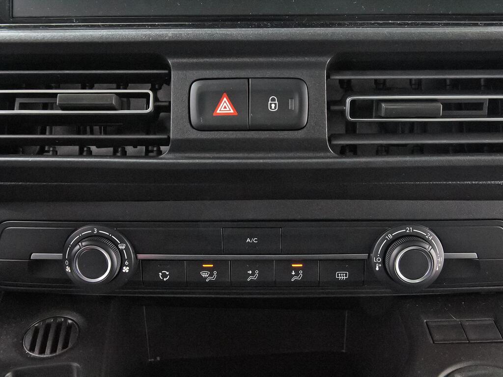 Citroën Berlingo Talla M BlueHDi 100 S&S PLUS 28