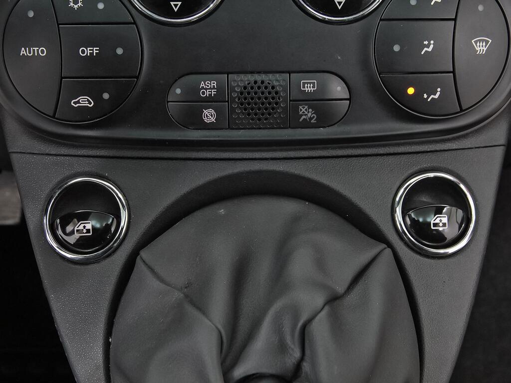 Fiat 500 Dolcevita 1.0 Hybrid 51KW (70 CV) 26