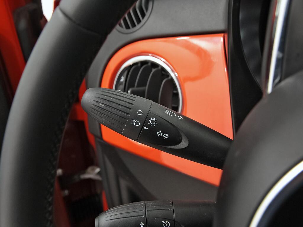 Fiat 500 Dolcevita 1.0 Hybrid 51KW (70 CV) 15