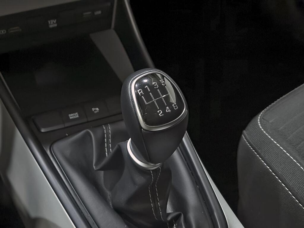 Hyundai i20 1.0 TGDI 74kW (100CV) 48V Tecno 26