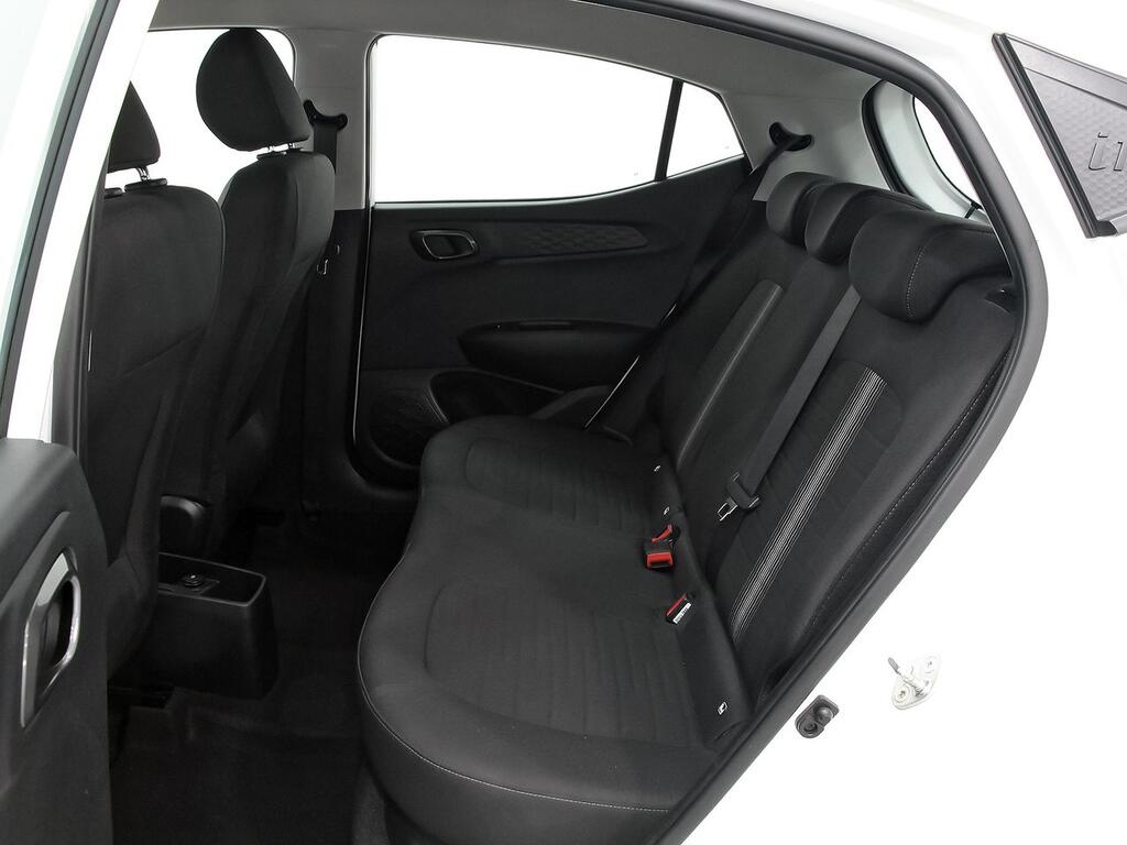 Hyundai i10 1.0 KLASS 5P 9