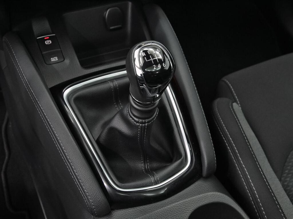 Nissan Qashqai DIG-T 85 kW (115 CV) N-CONNECTA 28