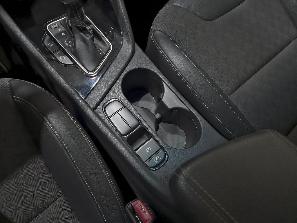 Kia Niro 1.6 GDi HEV 104kW (141CV) Drive 29