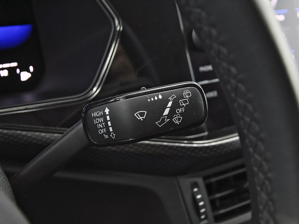 Volkswagen T-Cross Advance 1.0 TSI 81kW (110CV) 14