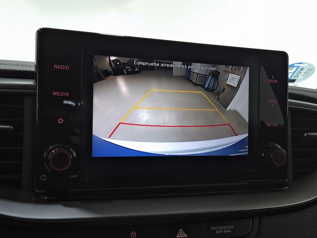 Kia XCeed 1.6 MHEV iMT Drive 100kW (136CV) 26