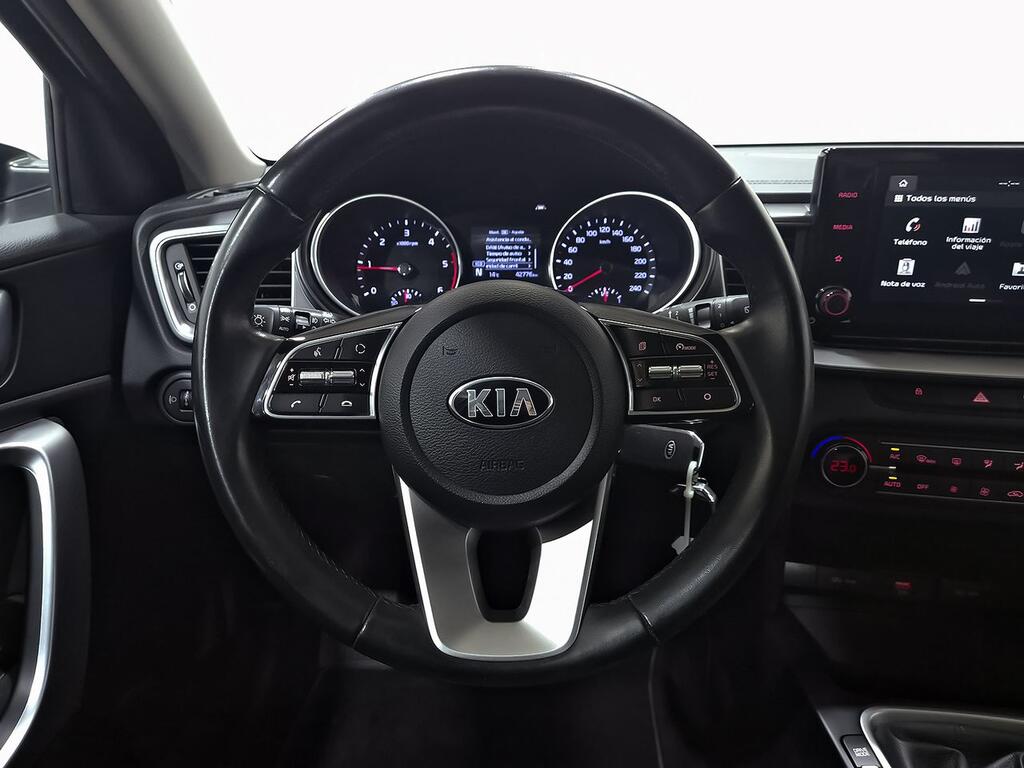 Kia XCeed 1.6 MHEV iMT Drive 100kW (136CV) 23