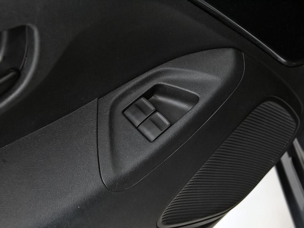 Peugeot 108 Active VTi 52kW (72CV) 13