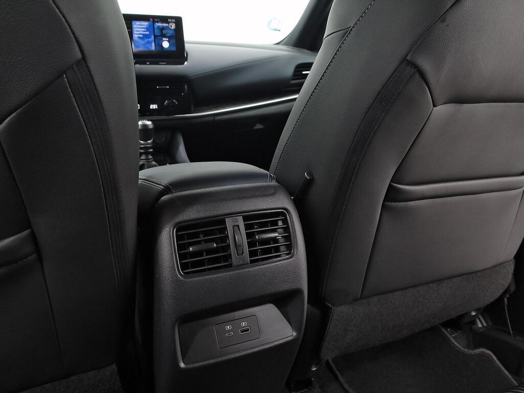 Nissan Qashqai DIG-T 103kW (140CV) mHEV 4x2 Tekna 33