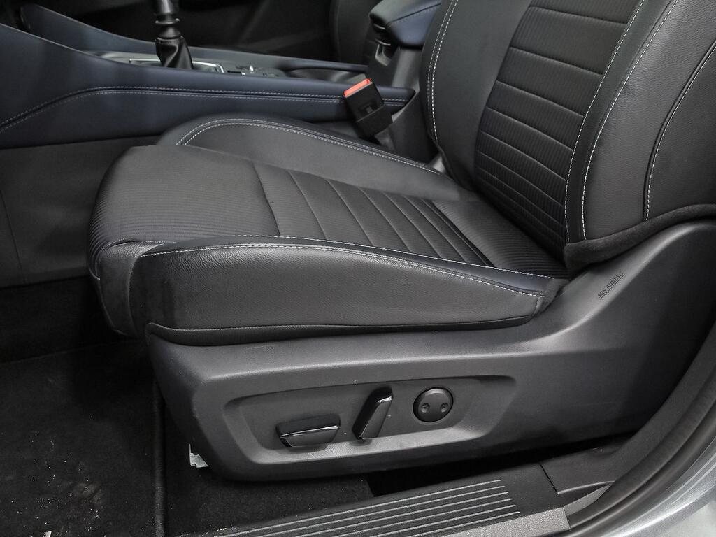 Nissan Qashqai DIG-T 103kW (140CV) mHEV 4x2 Tekna 13