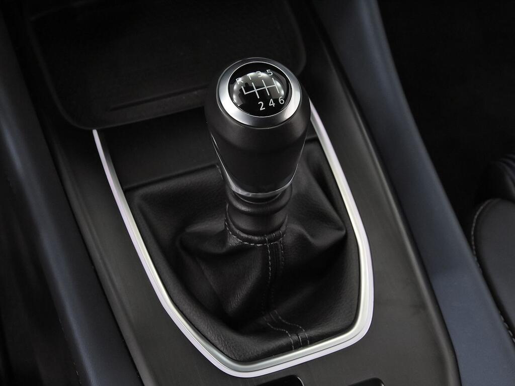 Nissan Qashqai DIG-T 103kW (140CV) mHEV 4x2 Tekna 32