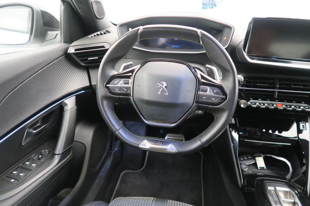 Peugeot 2008 GT Puretech 130 S&S EAT8 9