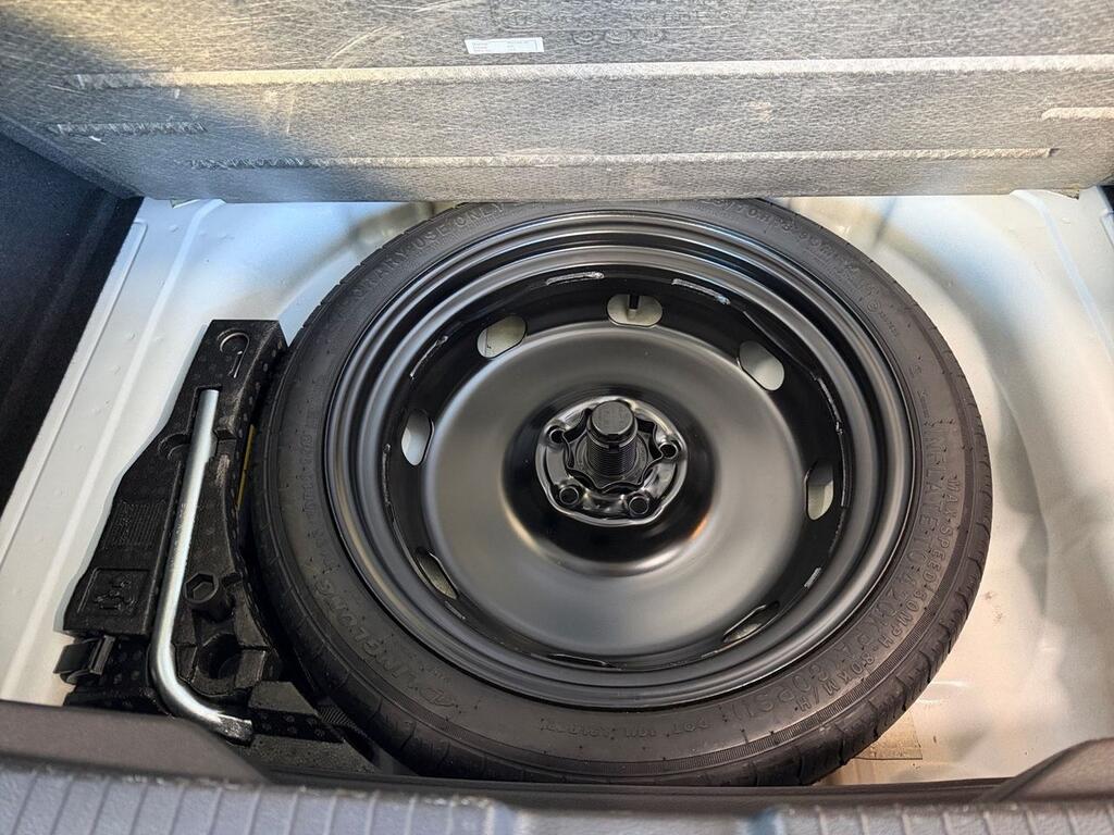 Volkswagen T-Roc R-Line 1.5 TSI 110kW (150CV) 14