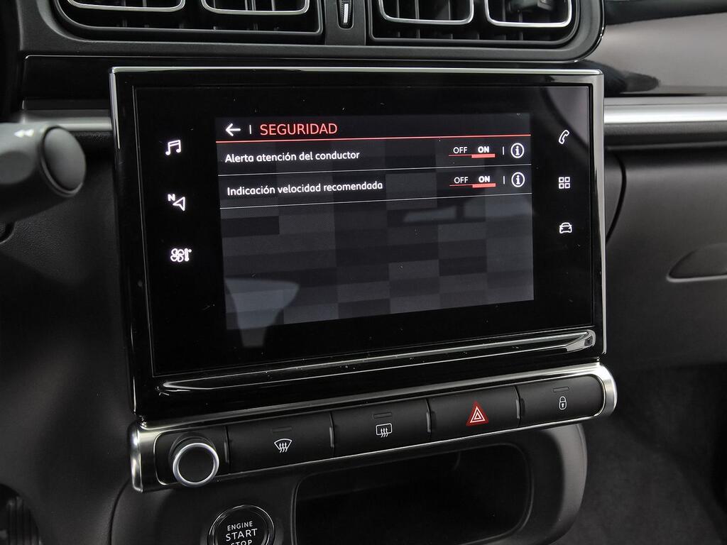 Citroën C3 PureTech 60KW (83CV) Shine 28