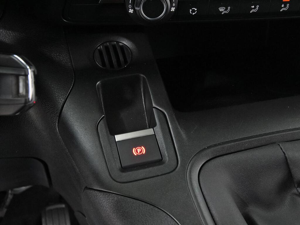 Opel Combo Cargo 1.5 TD 100 EDITION SWB 4P (N1) 23