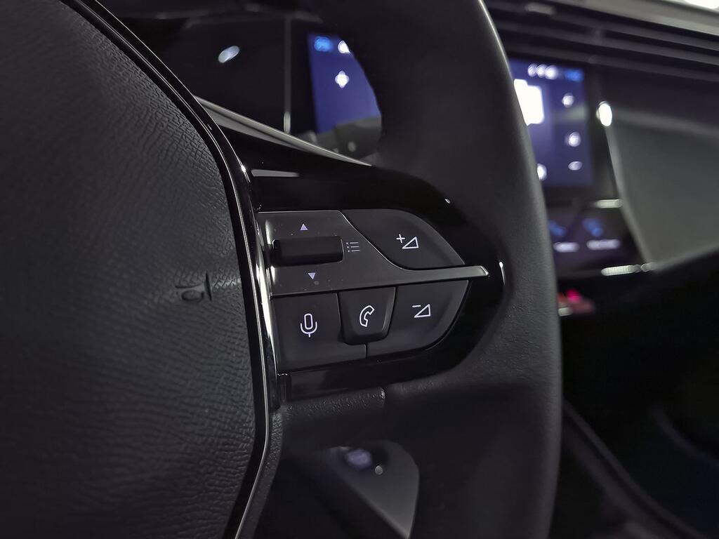 Peugeot 308 5P Allure PureTech 130 S&S MAN 17