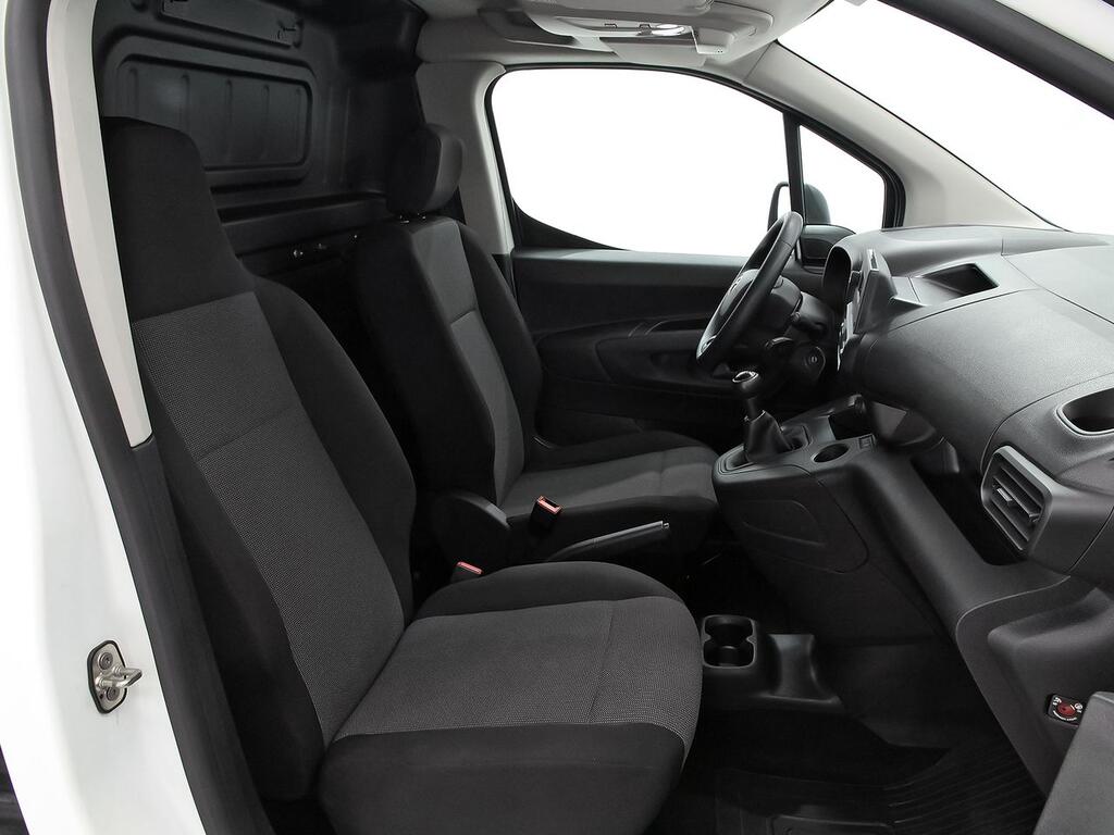 Toyota Proace City 1.5D 100 GX LWB 4P 8