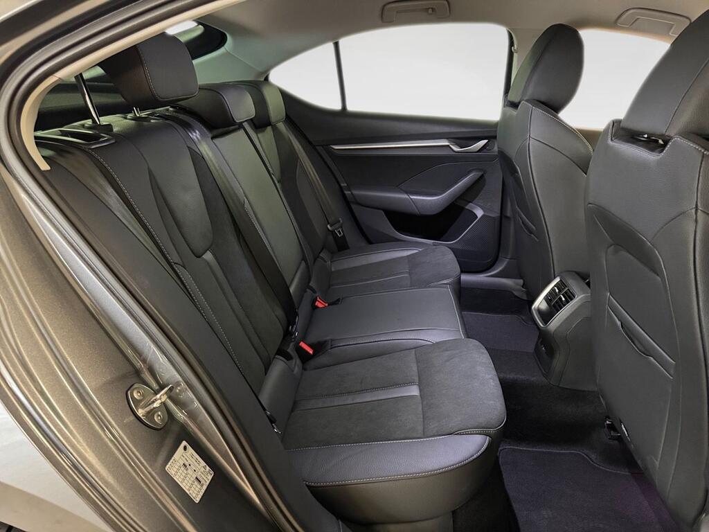 Skoda Octavia 2.0 TDI 110kW (150 CV) DSG Plus 6