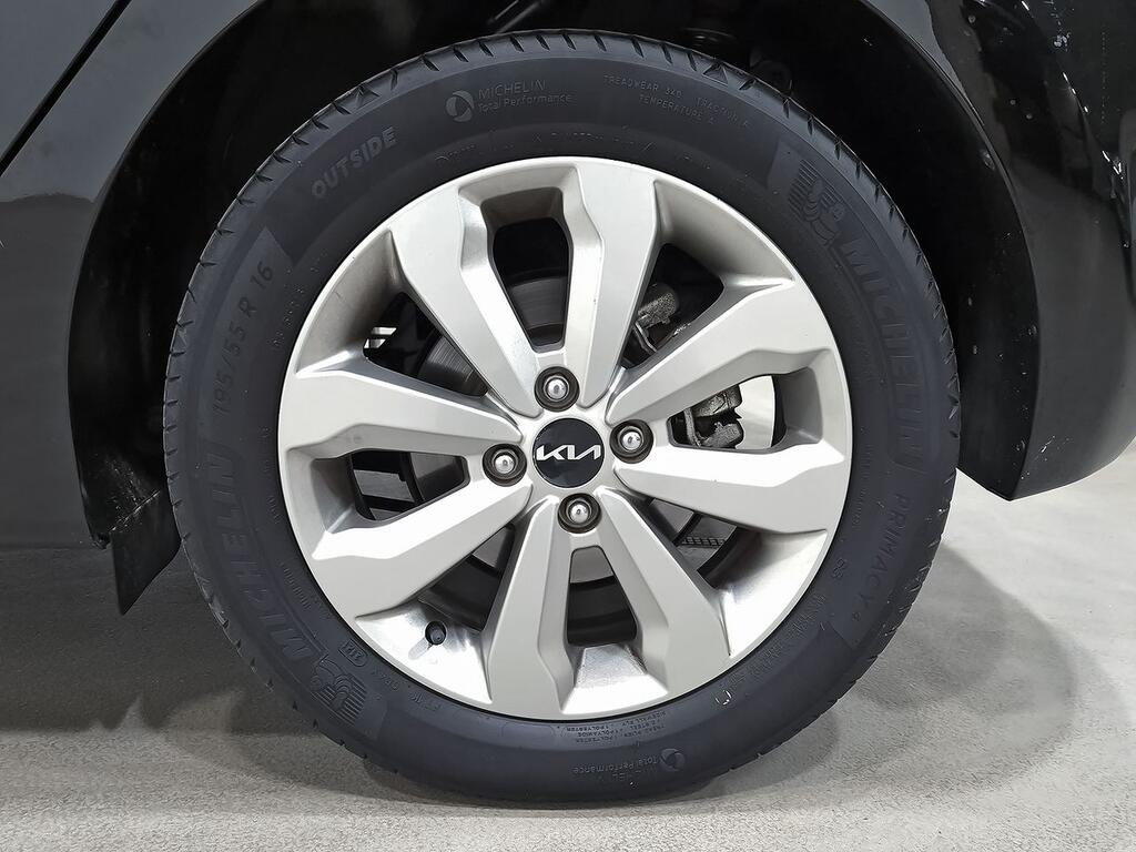 Kia Rio 1.0 T-GDi 74kW (100CV) MHEV iMT Drive 10