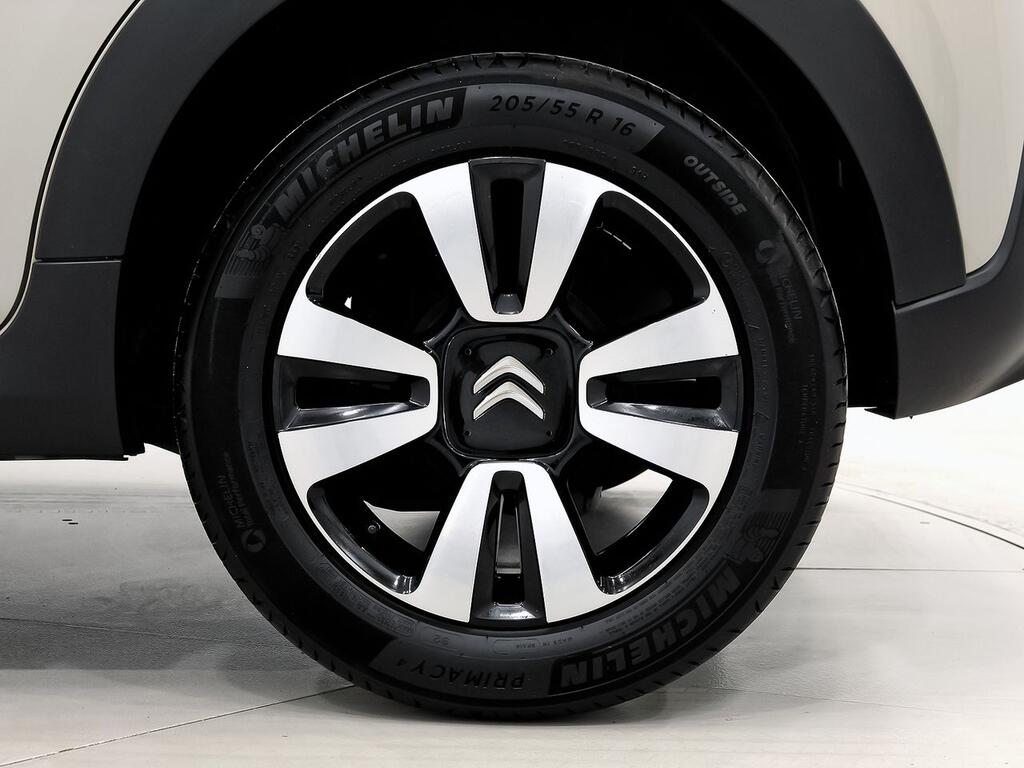 Citroën C3 PureTech 60KW (83CV) Feel Pack 11