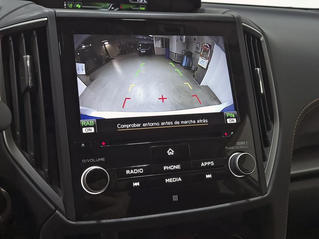 Subaru XV 2.0i Hybrid CVT Executive Plus 23