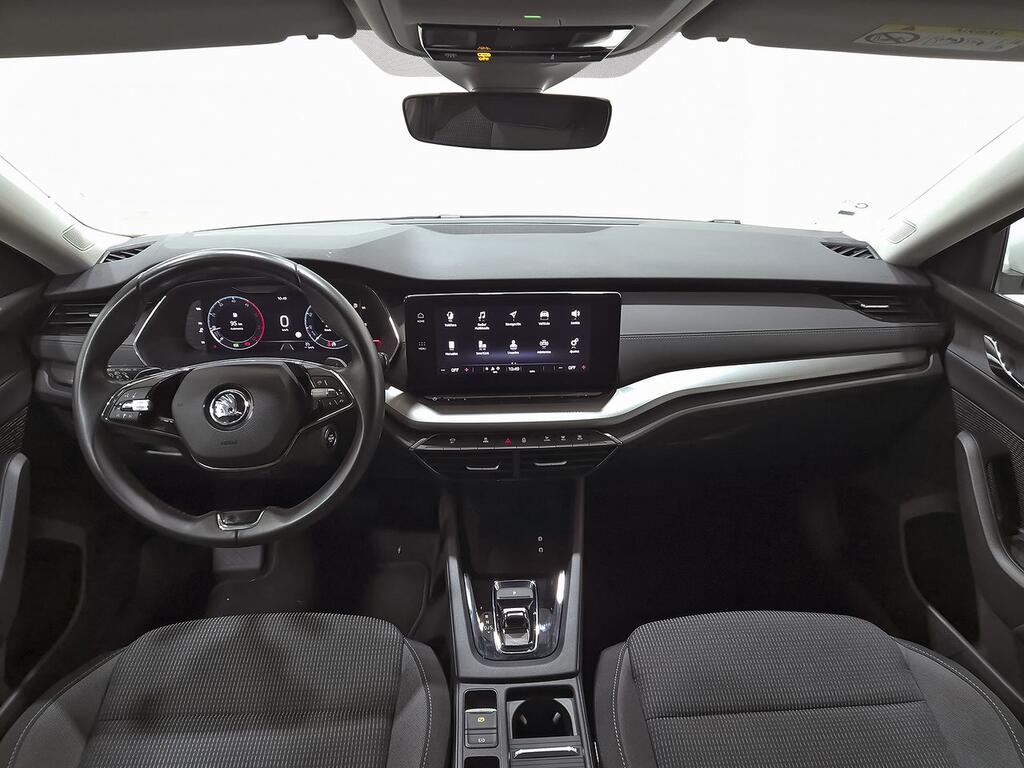 Skoda Octavia Combi 2.0 TDI 110kW DSG Ambition Plus 6