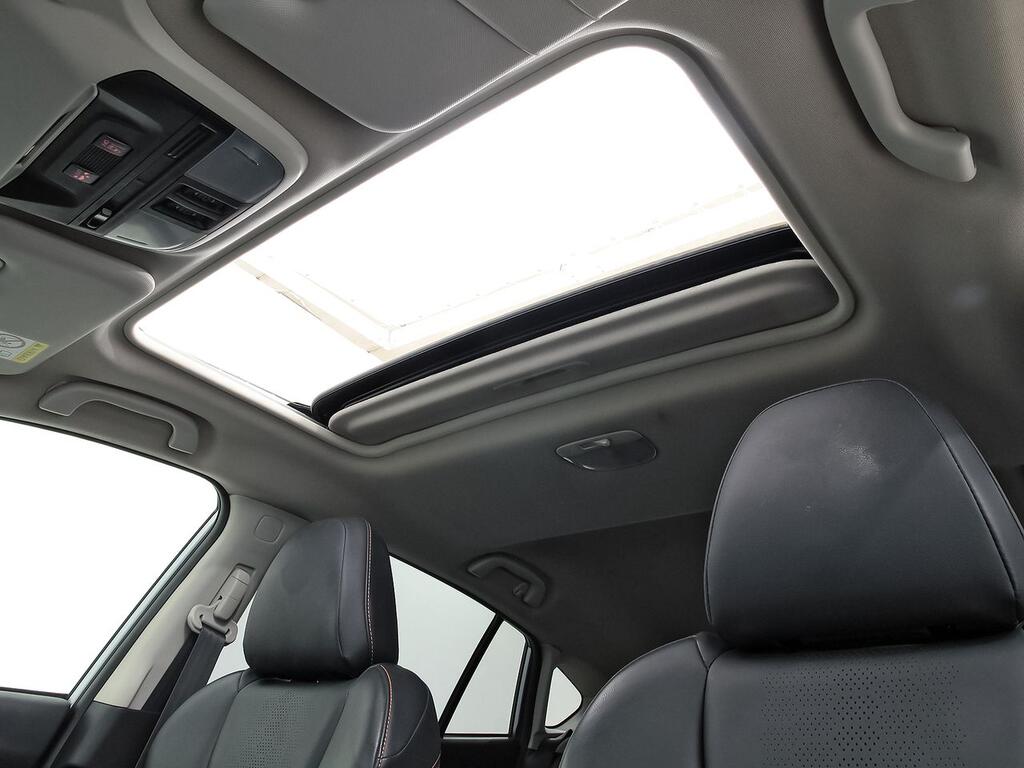 Subaru XV 2.0i Hybrid CVT Executive Plus 35