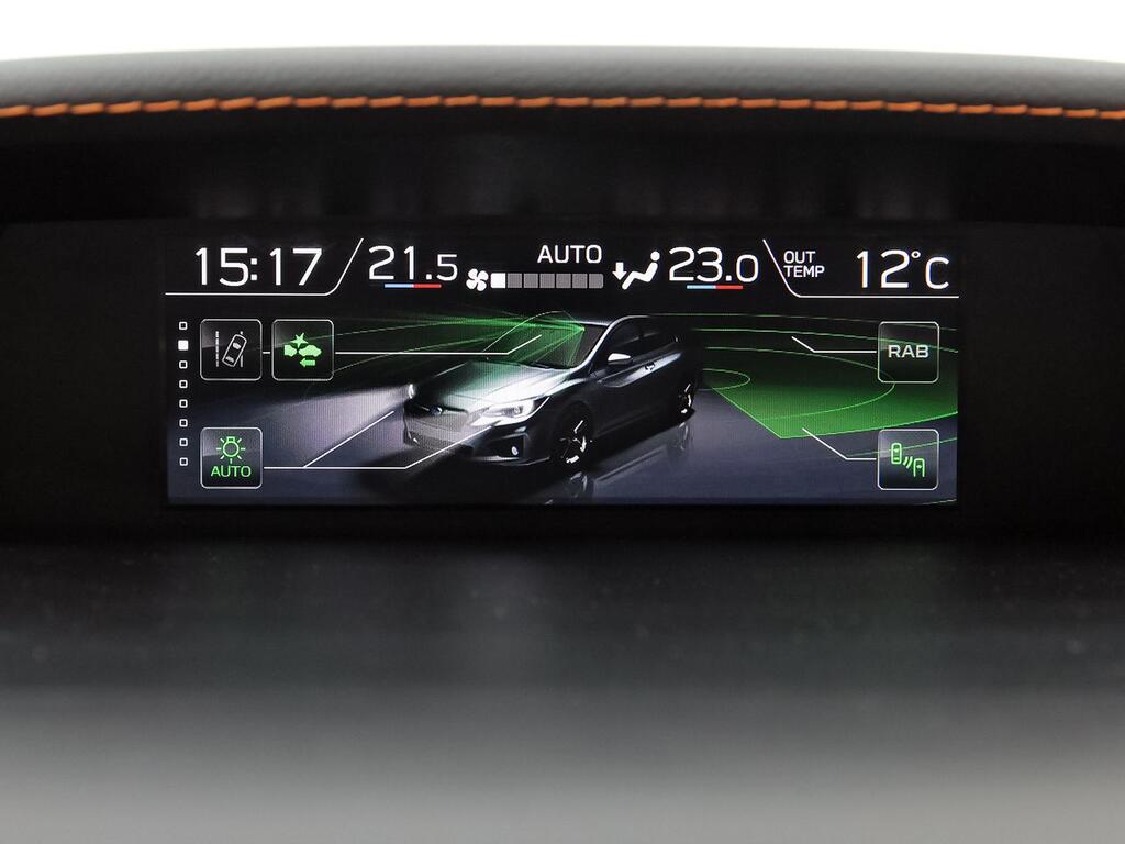 Subaru XV 2.0i Hybrid CVT Executive Plus 29