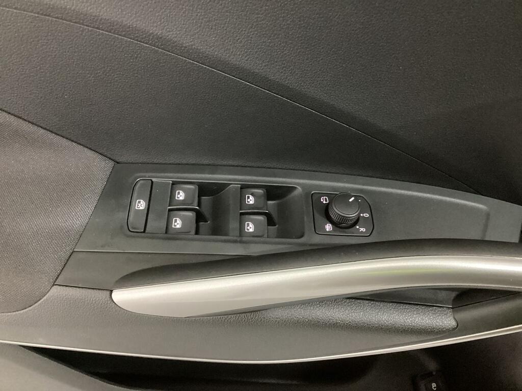 Skoda Fabia 1.0 TSI 70KW (95CV) Plus 17