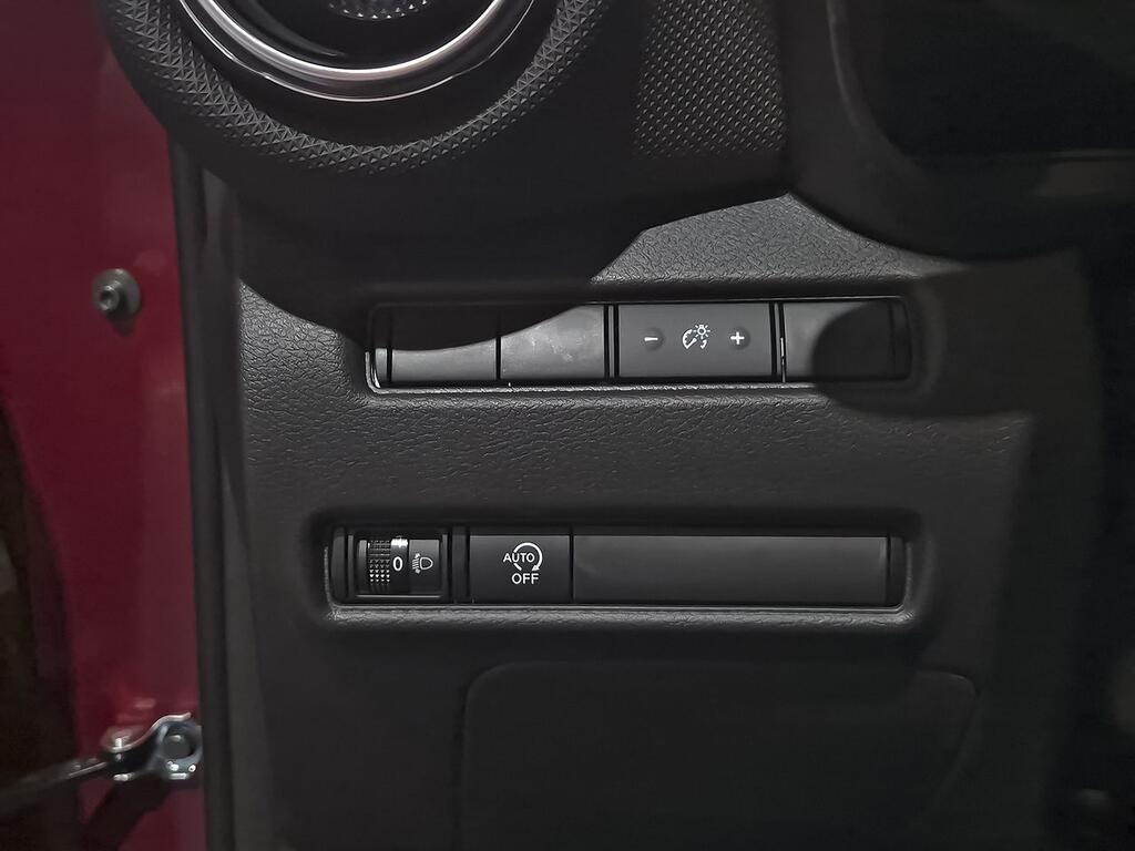 Nissan Juke DIG-T 84 kW (114 CV) 6M/T N-Connecta 12