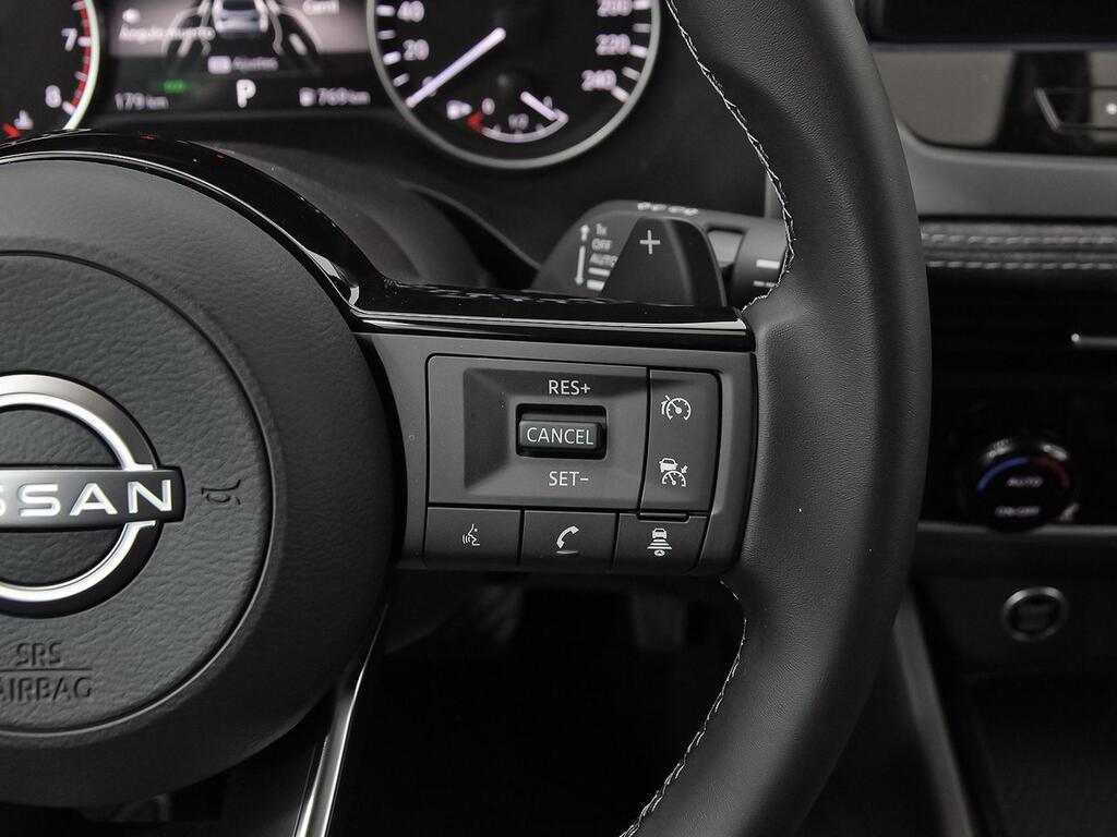 Nissan Qashqai DIG-T 116kW (158CV) mHEV CVT Acenta 18