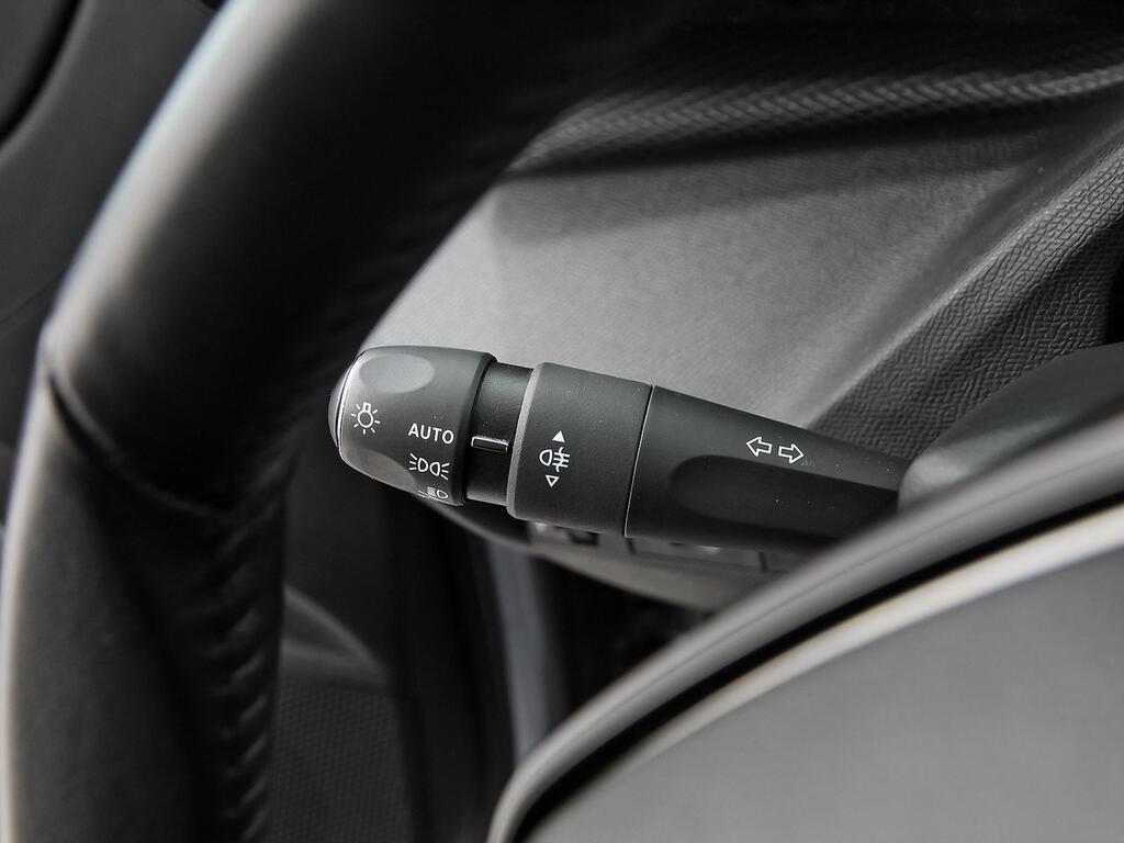 Peugeot 308 5P Active Pack PureTech 130 S&S MAN 14