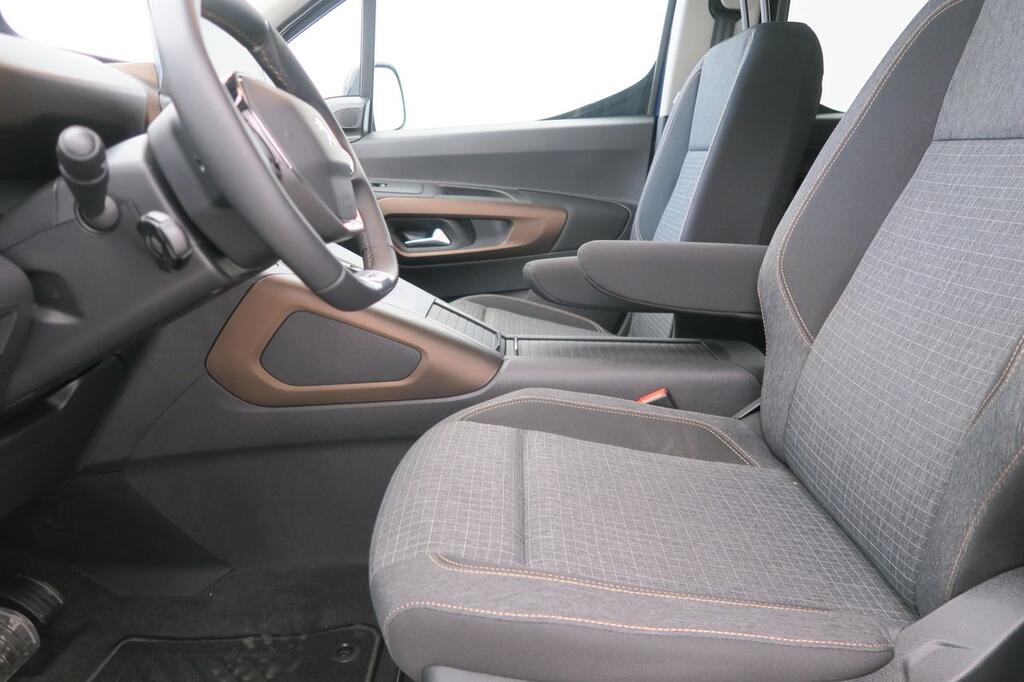 Peugeot Rifter e-Rifter GT Standard 100kW 13