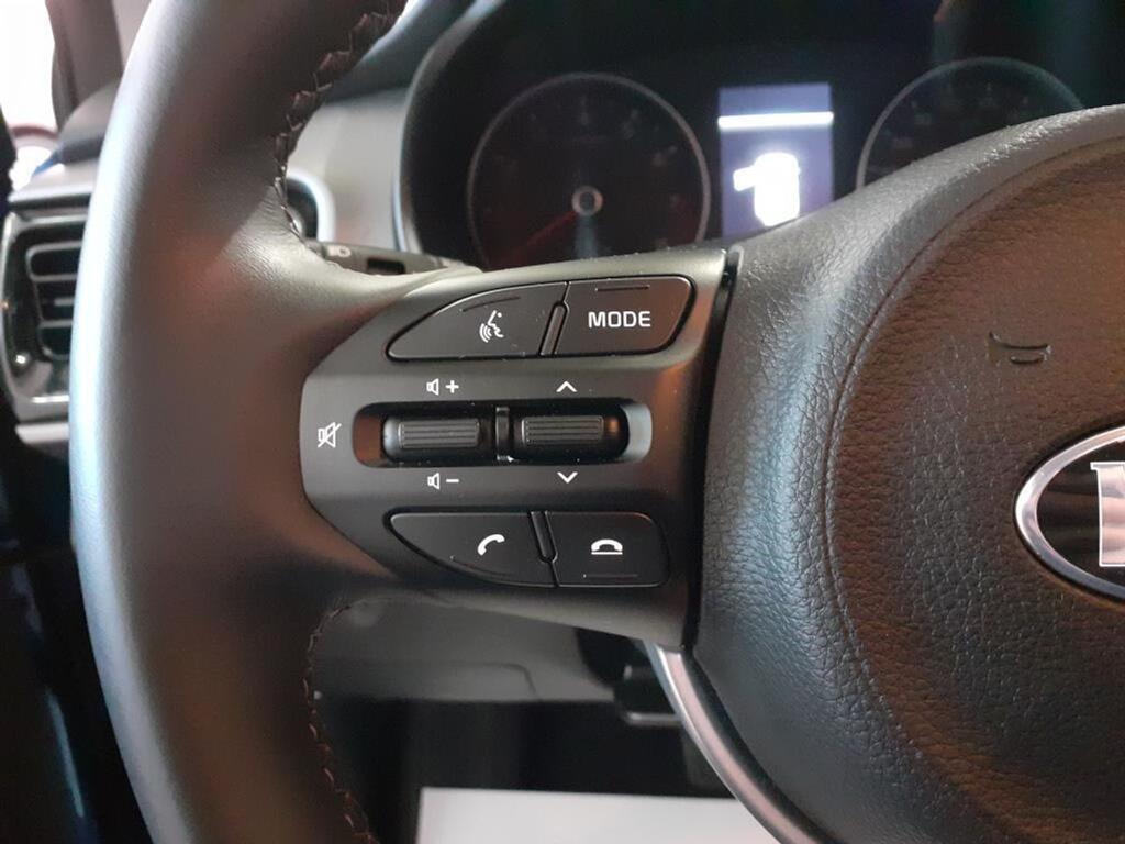 Kia Stonic 1.2 DPi 62kW (84CV) Drive 13