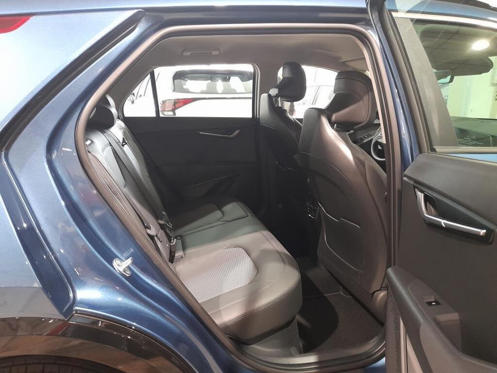 Kia Niro 1.6 GDi HEV 104kW (141CV) Drive 11