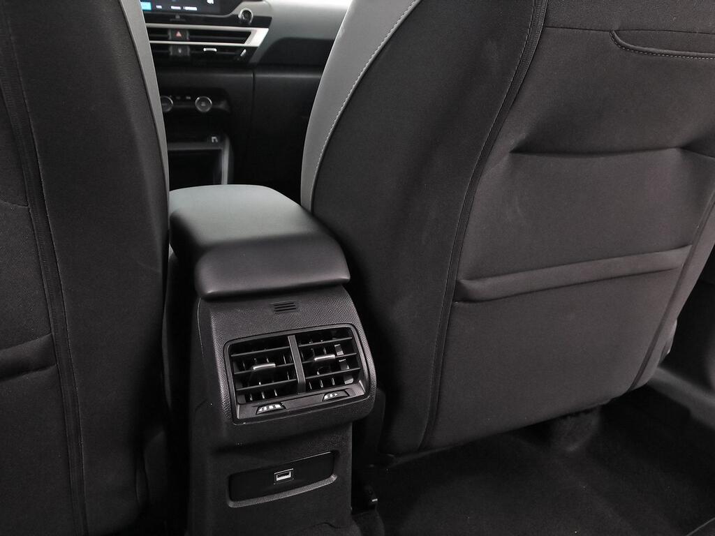 Citroën C4 Hybrid 145 ë-DCS6 Plus 31