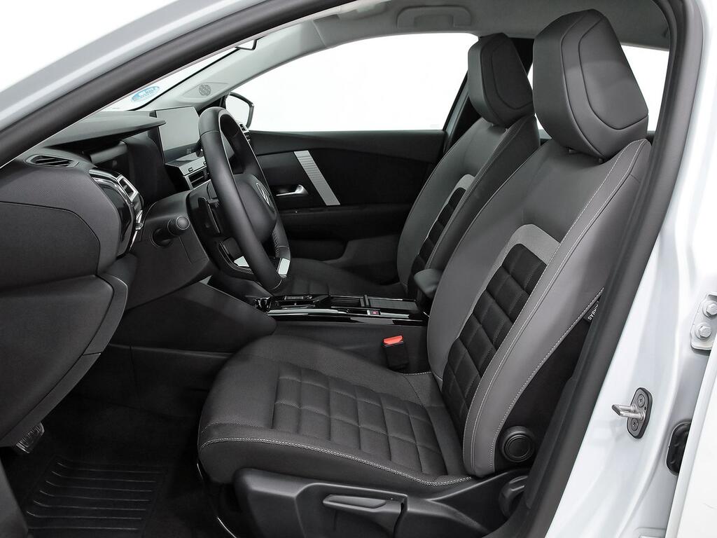 Citroën C4 Hybrid 145 ë-DCS6 Plus 8