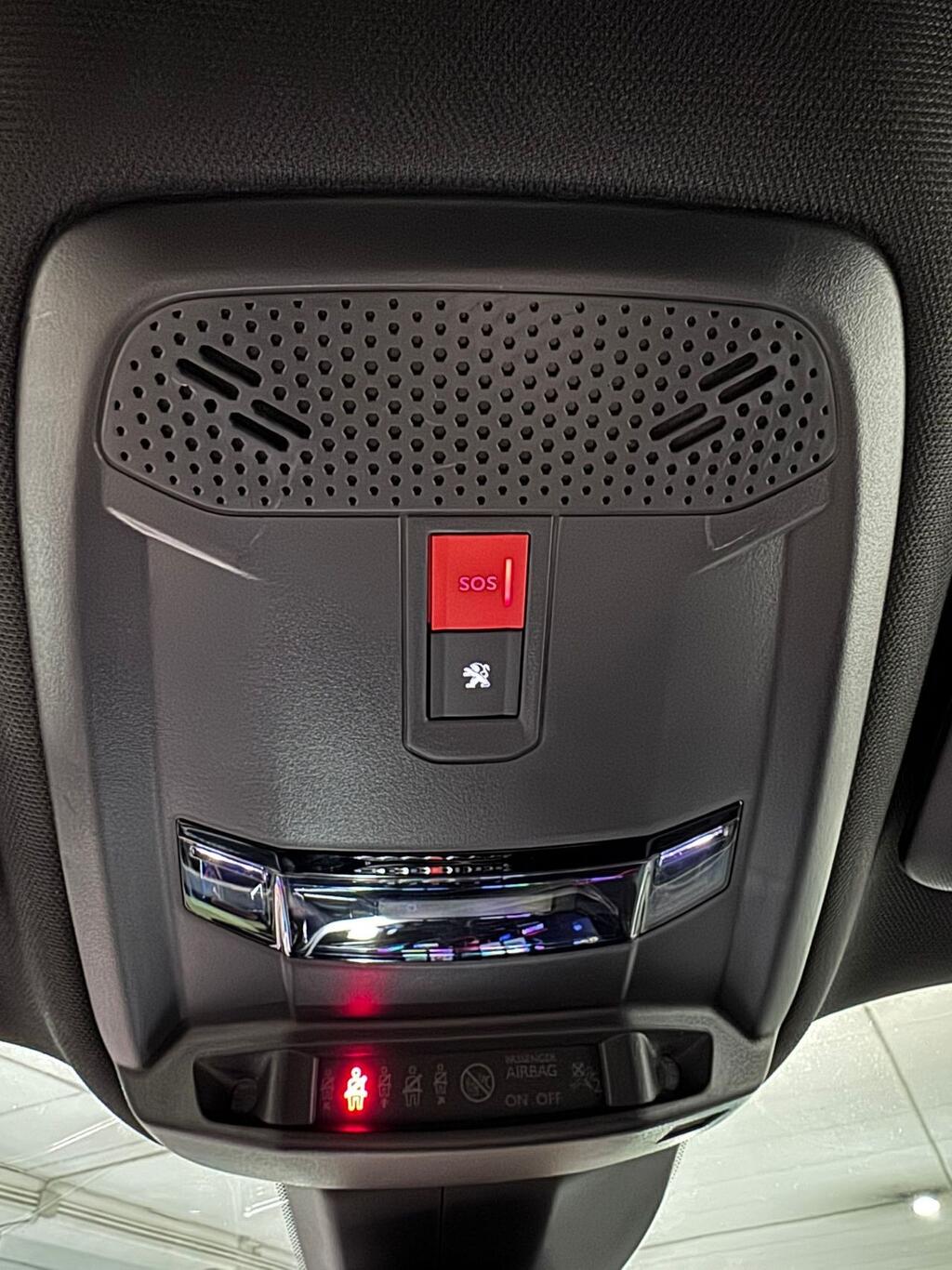 Peugeot 2008 GT Puretech 130 S&S BVM6 11