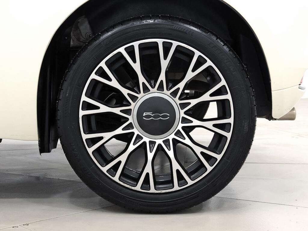 Fiat 500 Dolcevita 1.0 Hybrid 51KW (70 CV) 11