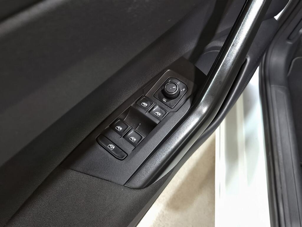 Volkswagen Polo Polo 1.0 TSI 70kW (95CV) 11