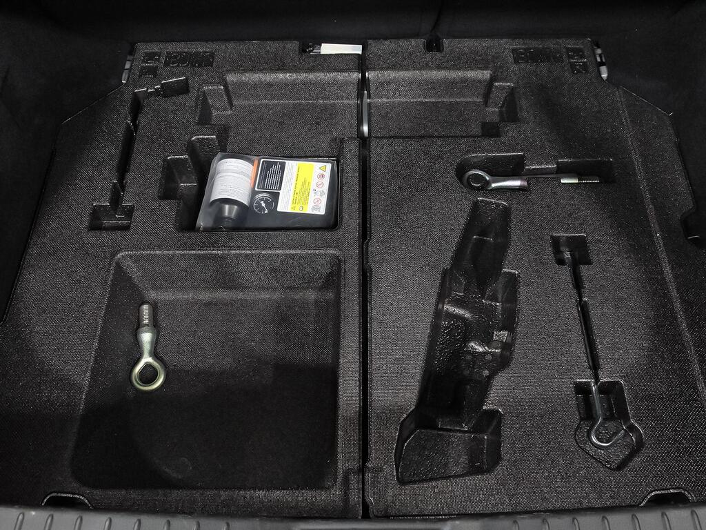 Mazda 3 2.5L E-SKY G MHEV 103kW 6AT Prime-line 36