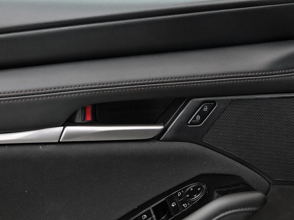 Mazda 3 2.5L E-SKY G MHEV 103kW 6AT Prime-line 13