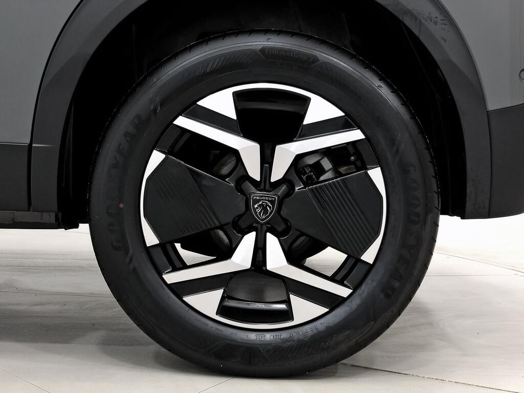 Peugeot 2008 GT Puretech 130 S&S EAT8 11