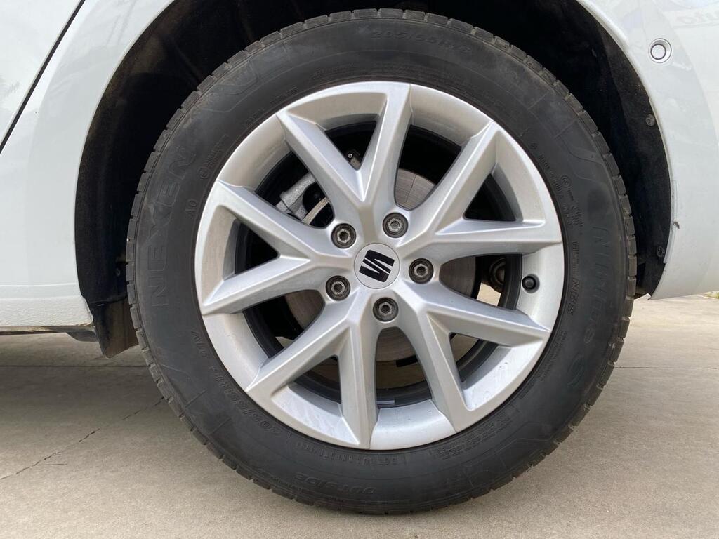 Seat Leon 1.5 TSI 85kW S&S Style 25 Aniversario 6