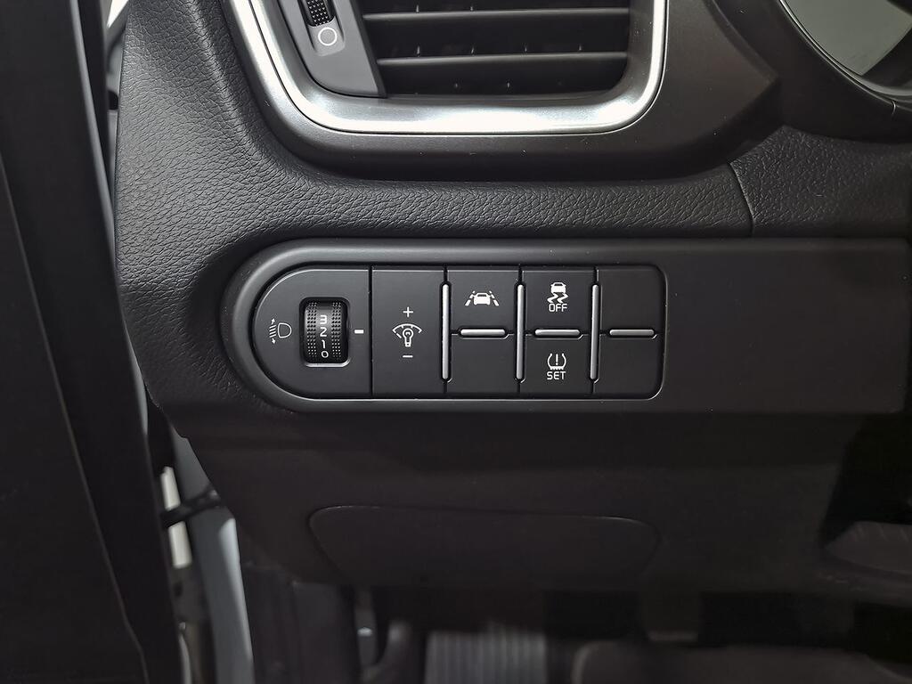 Kia XCeed 1.6 MHEV iMT Drive 100kW (136CV) 12