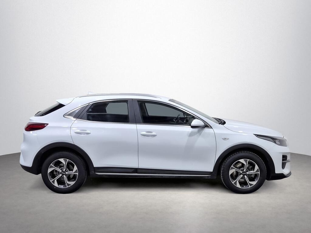 Kia XCeed 1.6 MHEV iMT Drive 100kW (136CV) 3