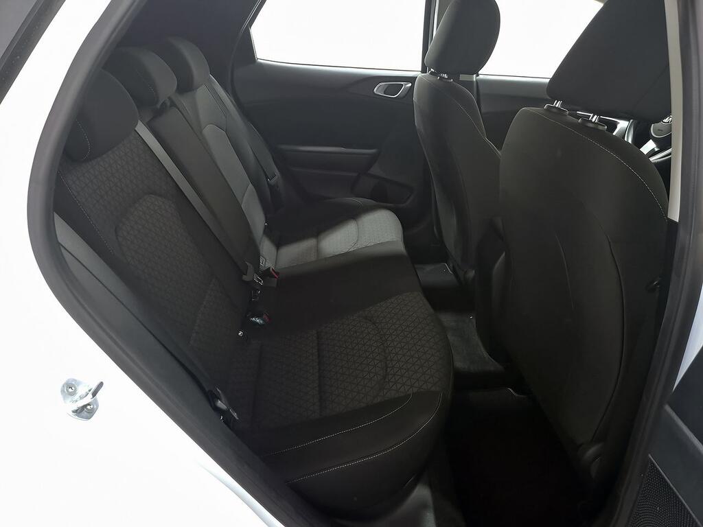 Kia XCeed 1.6 MHEV iMT Drive 100kW (136CV) 8