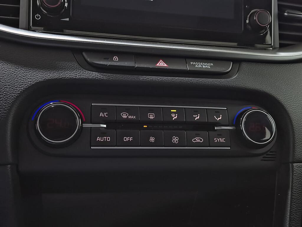 Kia XCeed 1.6 MHEV iMT Drive 100kW (136CV) 26